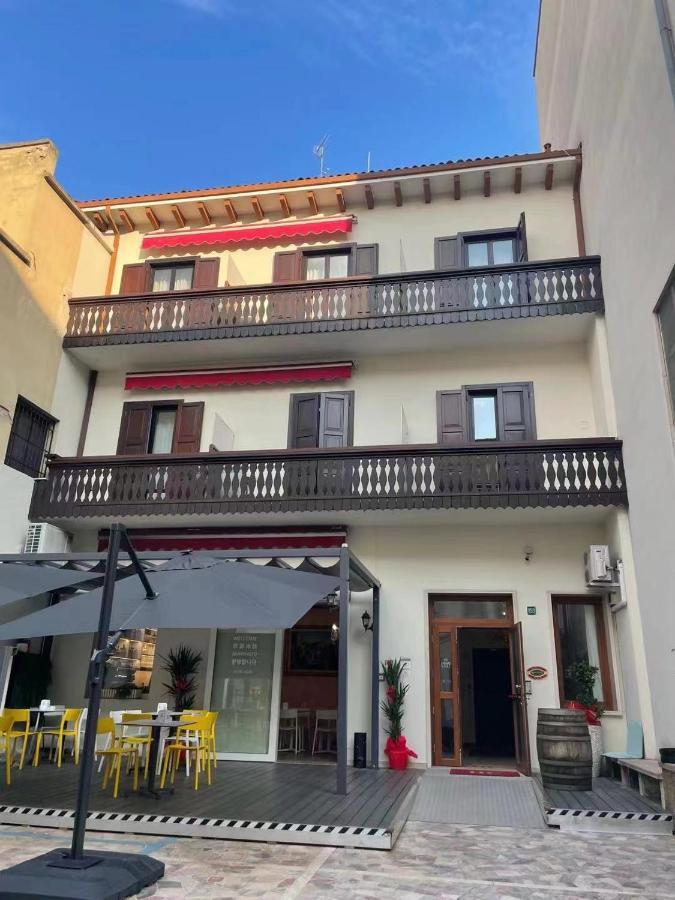 科缇纳酒店 梅斯特雷 外观 照片